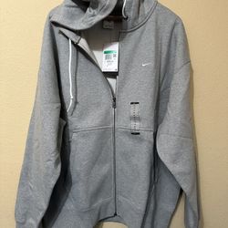 Nike Men’s Hoodie, Size # Xl , $65 Firm 