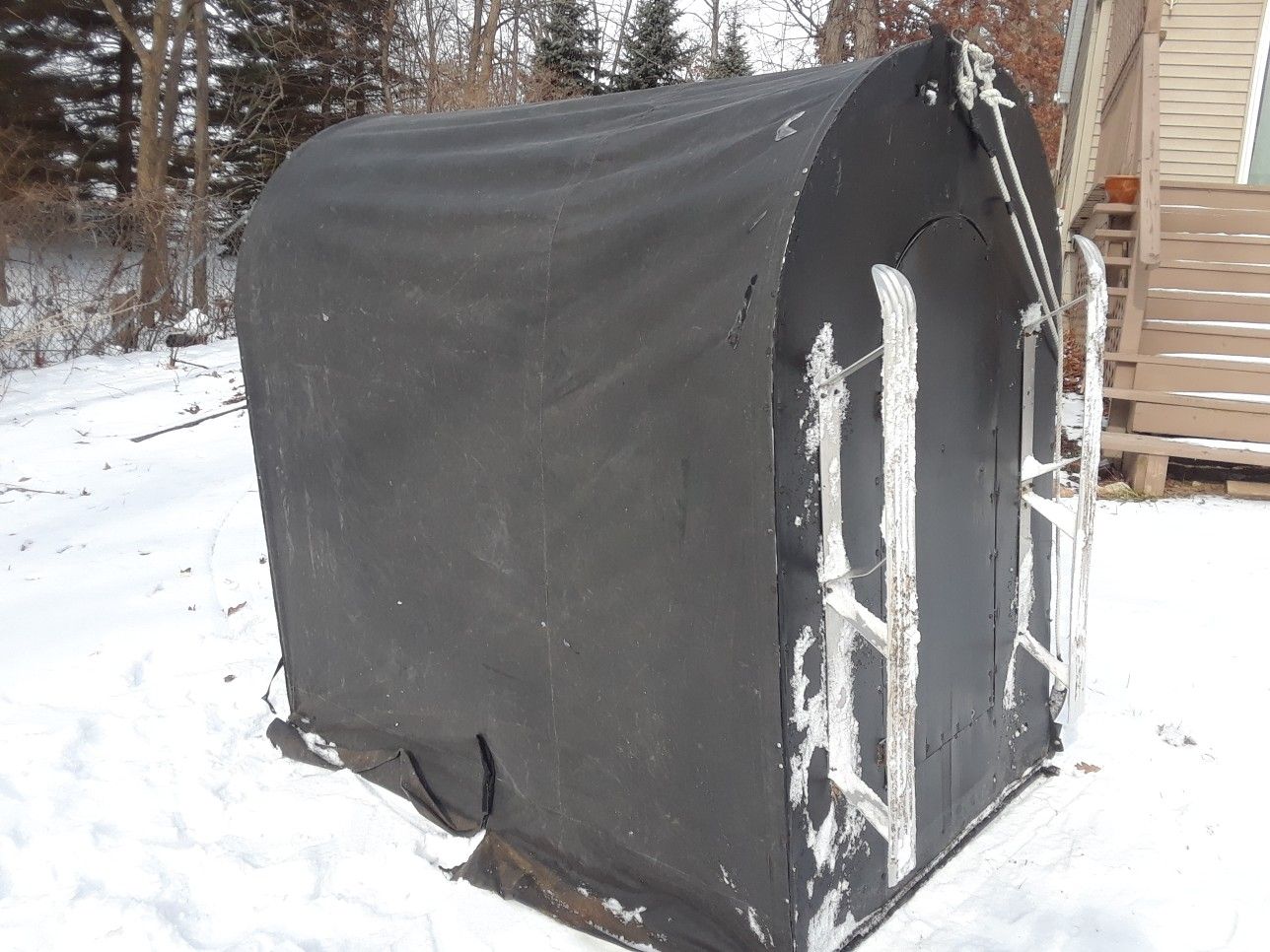 Senco Super Shack 2 Man Ice Fishing/ Pike Spearing Shanty