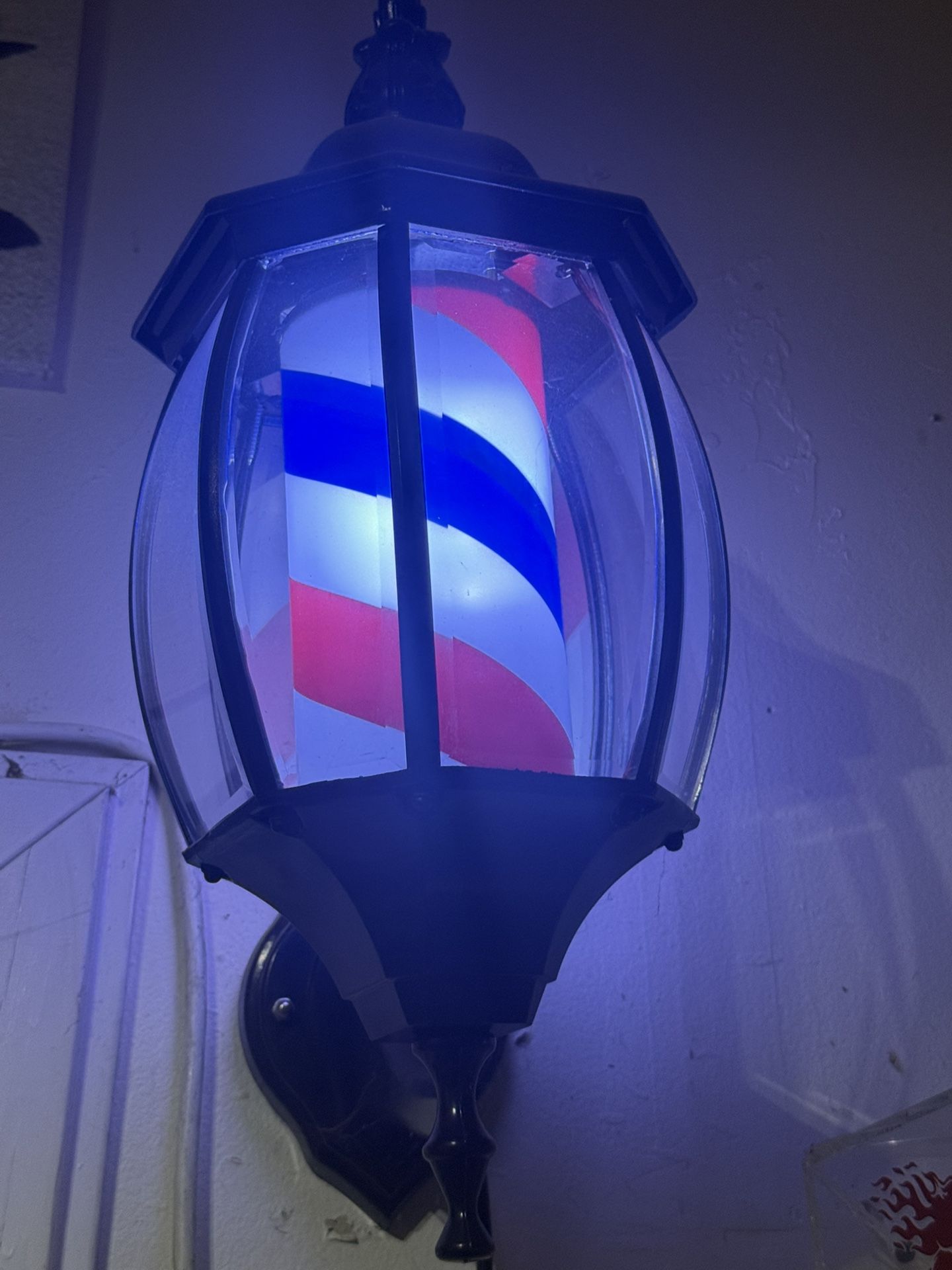 Barber Pole  (spins)