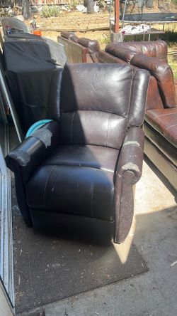 FREE Sectional With Ottoman And Rocking Chair