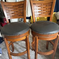 Beverly Hills 24 Inch Swivel Barstools