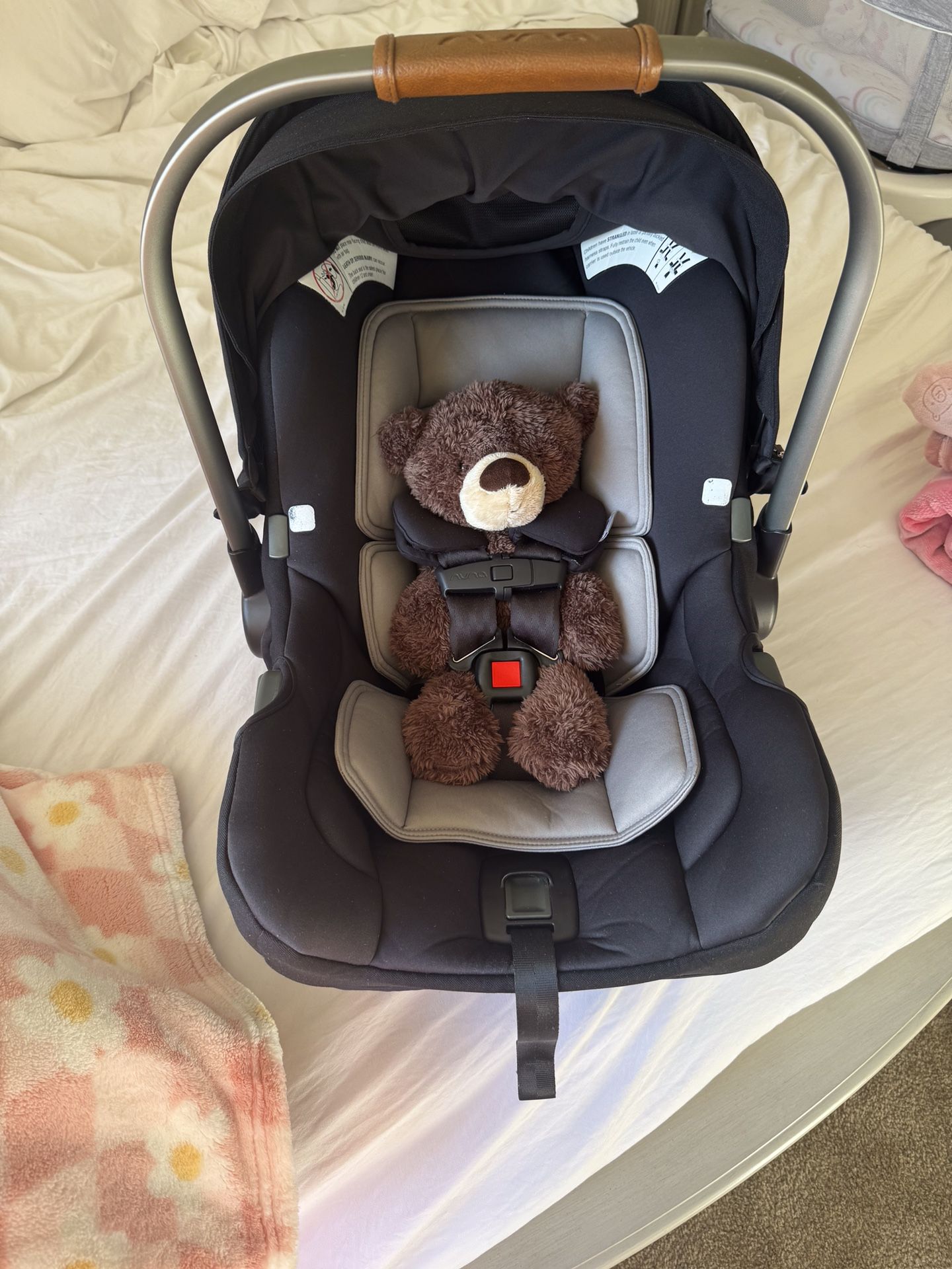 Nuna PIPA RX Infant Car Seat & PIPA Series Base