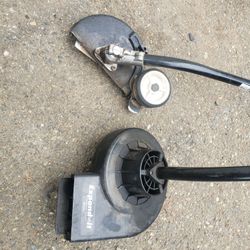 Ryobi Click-Linh Edger And Blower Attachments 