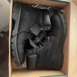 Timberlands Size 9.5