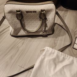 Michael Kors Purse And Wallet