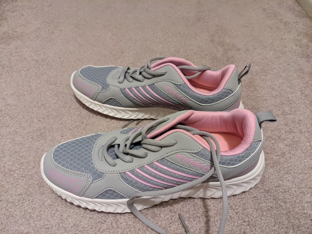 Brand New Women's Size 9 Shoes