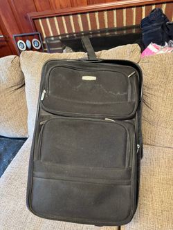 Stratus Black Soft-Side Rolling Luggage