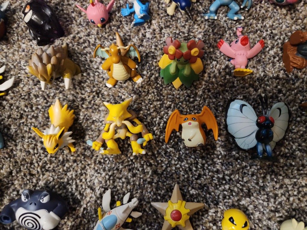 Vintage 90’s 2000 Pokemon Figures. Tomy. Loose. Huge Lot! As is