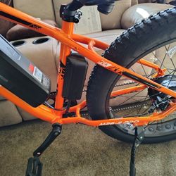 26" Varun Electric Bike. For Sale 