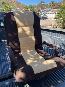 brand new swivel adjustable gaming chair