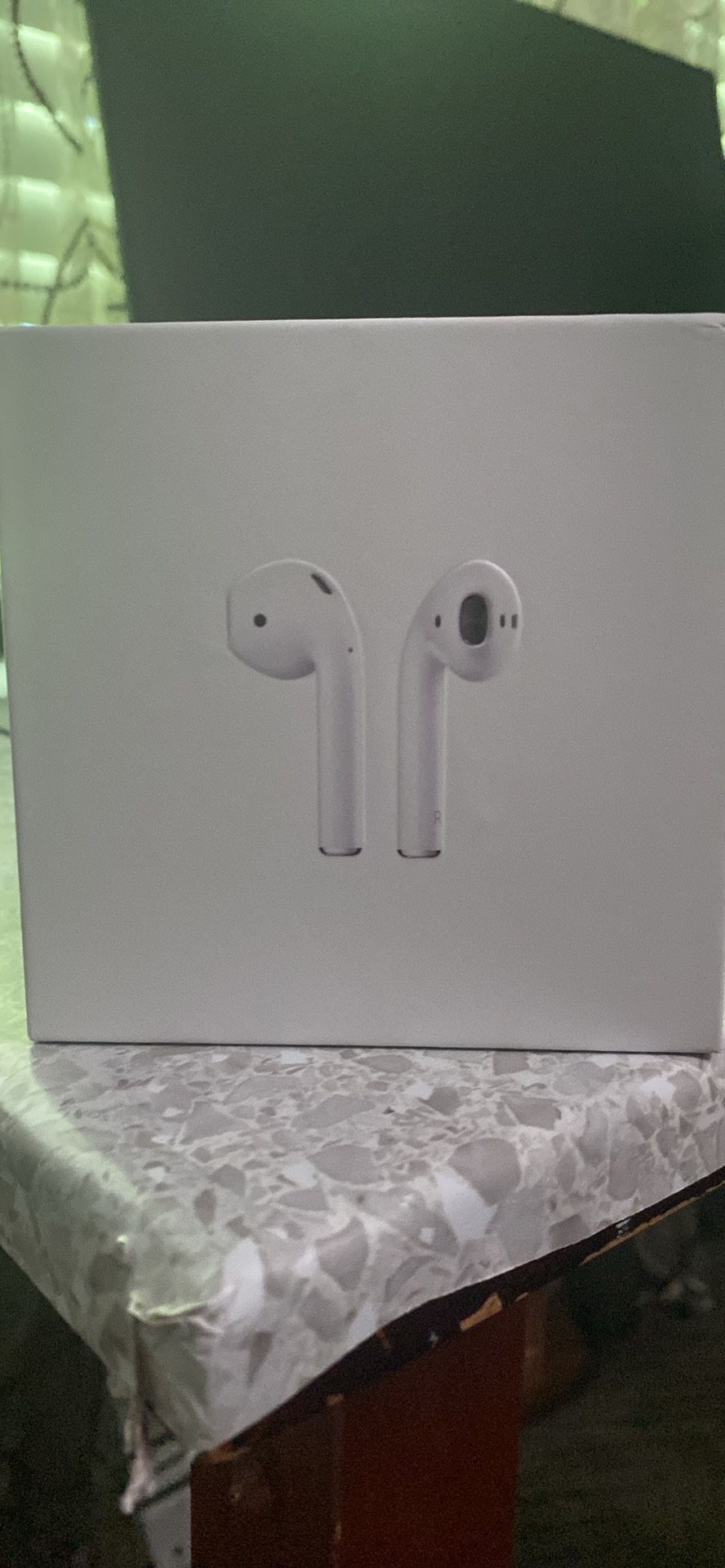 AirPods