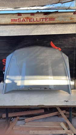 2024 XT4 Hood OEM 2025