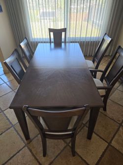 Dinning Table