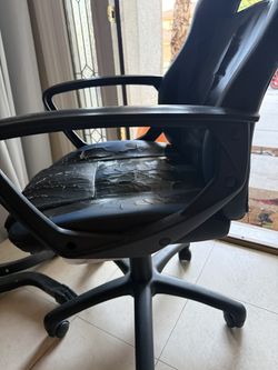 Used Gamer Chair 