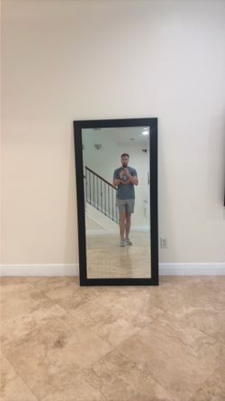 Black carbon fiber mirror