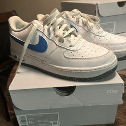 Air Forces Size 6 Youth