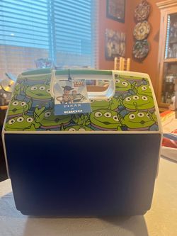 Igloo Playmate Alien Claw Toy Story Cooler NWT