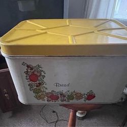 Vintage bread container