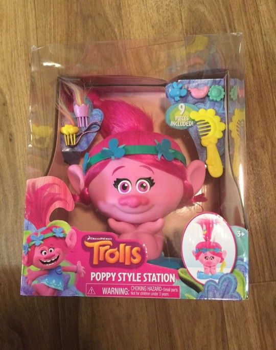 New!! Trolls Poppy Style Station... $35