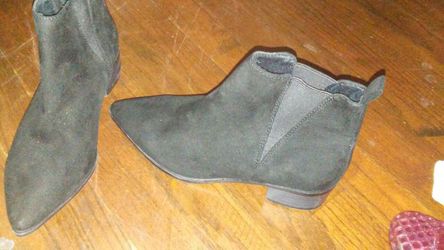 Old navy boots