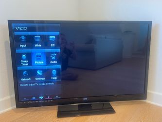 Vizio TV model #M550SL comes with Roxu