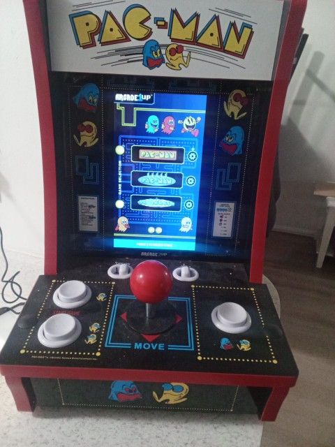 Pac-man  Arcade 1up