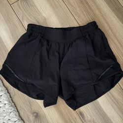 Lululemon Shorts Size 6