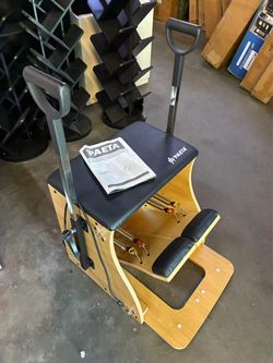 PAETA Pilates Chair,Pilates Combo Chair,Wunda Chair with Resistance Bands, Handles, and Split Pedals, Professional Yoga Chair Pilates Machine for Home