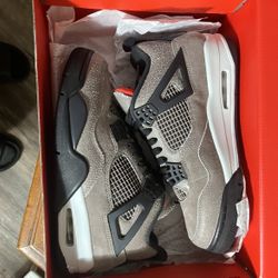 Jordan 4 Taupe Haze 8M