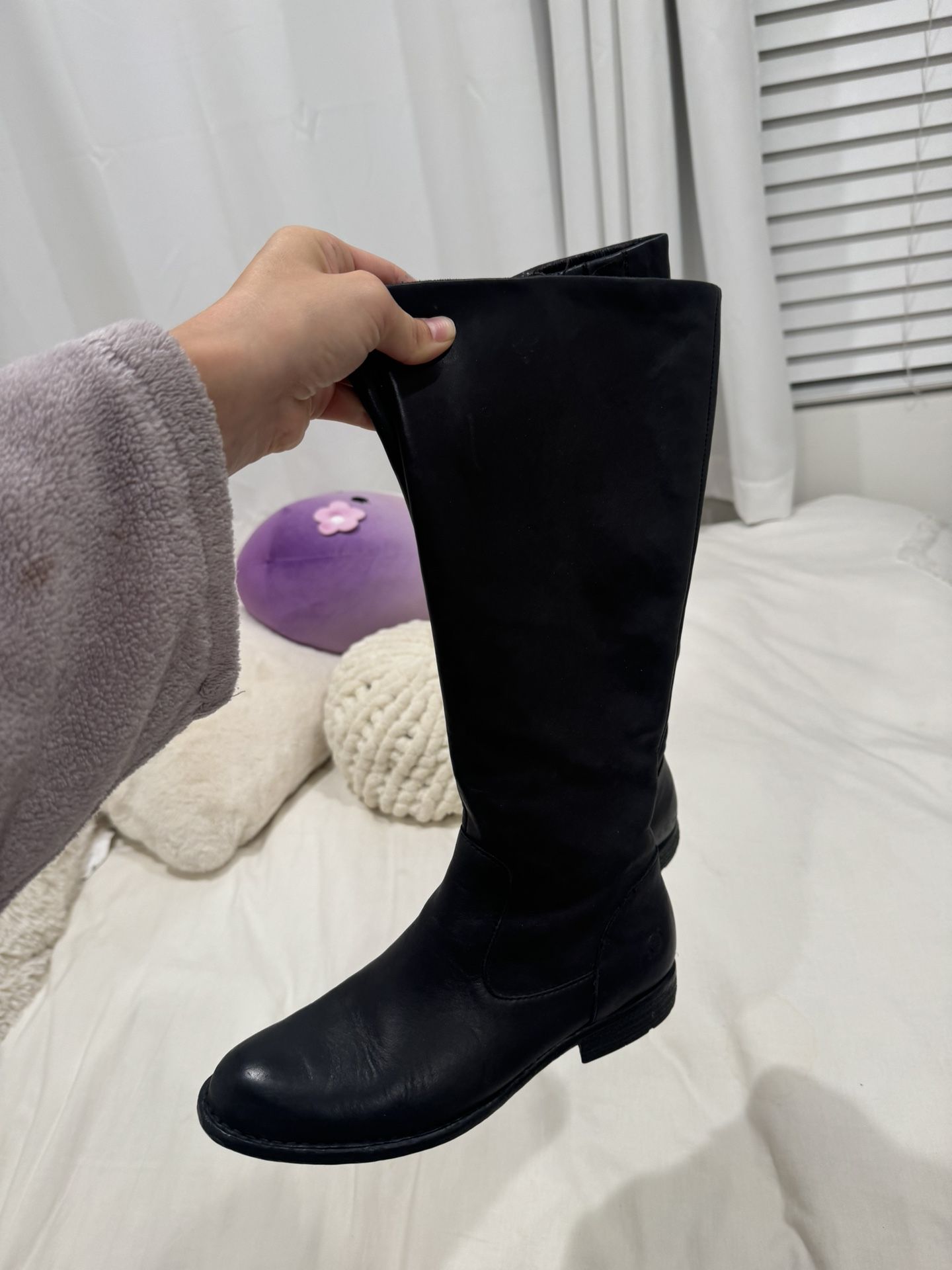Black Boots