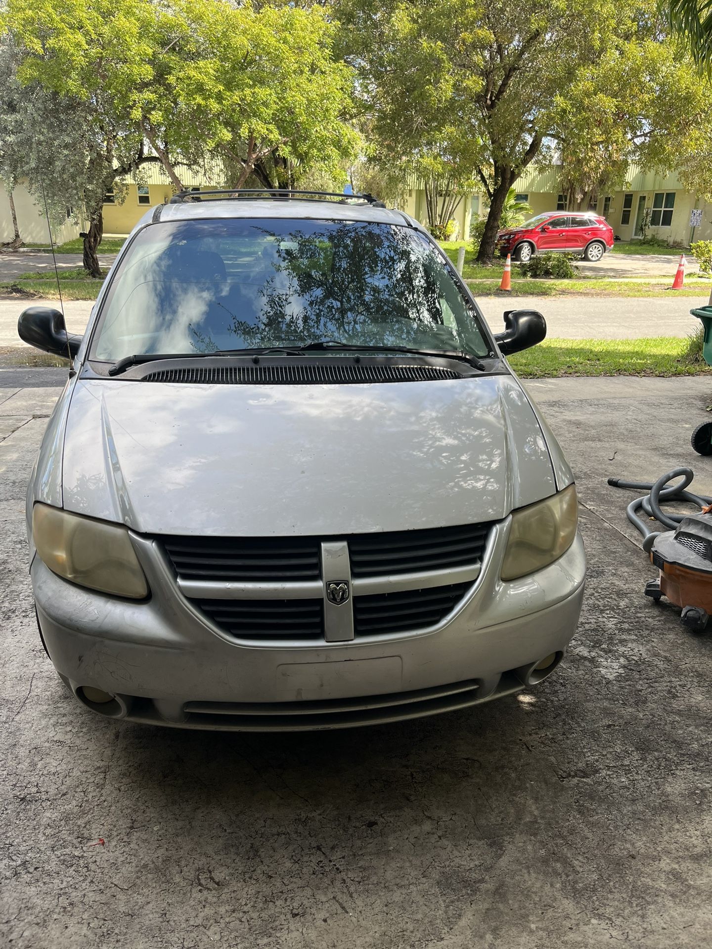 2005 Dodge Grand Caravan