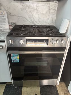 Bosch 100 Series Gas Stove 🎃
