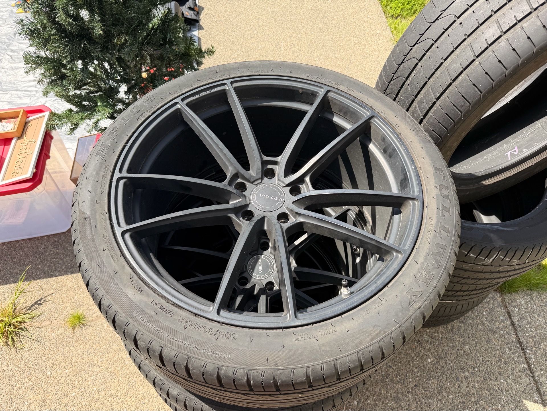 22” Velgen Wheels & Tires