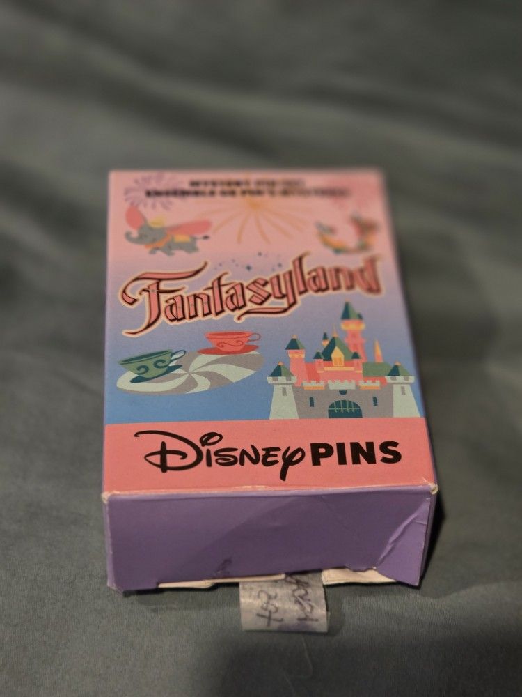 Fantasyland Mystery Pin (Full Set)