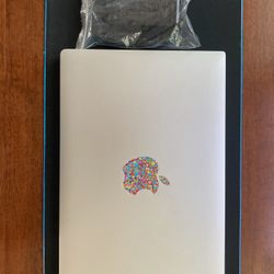 Dell XPS 9570 Laptop, 15.6" UHD 