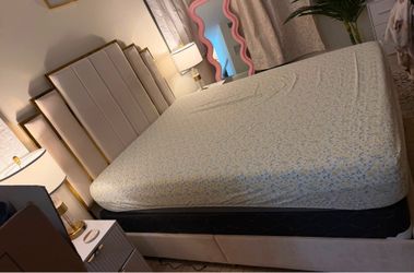 Bedroom 1 queen 1 full 2 night stand