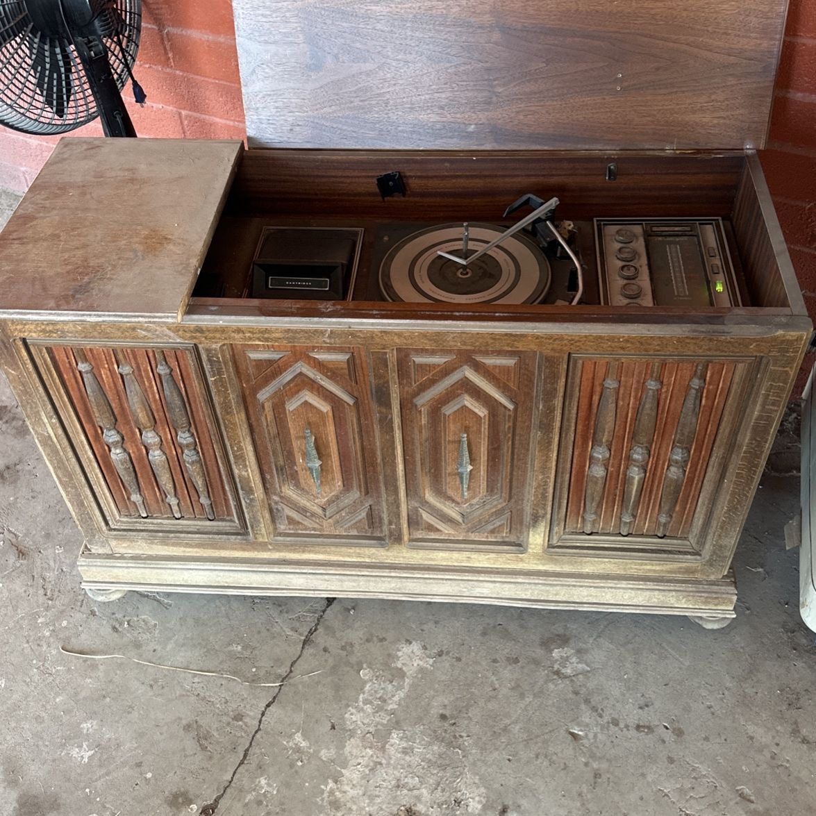 Morse Record 8 Track Radio Cabinet for Sale in Avondale, AZ - OfferUp