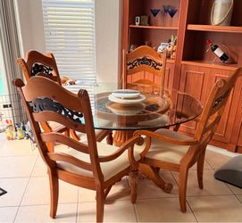 Classy dinning room set