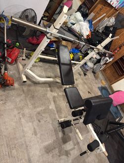 Weight bench & bar