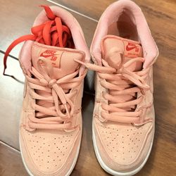 NIKE DUNK LOW 