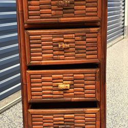 SellingBAMBOO 5drawer Dresser