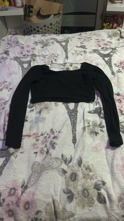 Black Long Sleeve Crop Top with Chain Detail