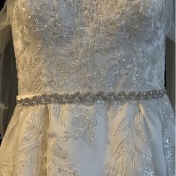Customized Wedding Dress 