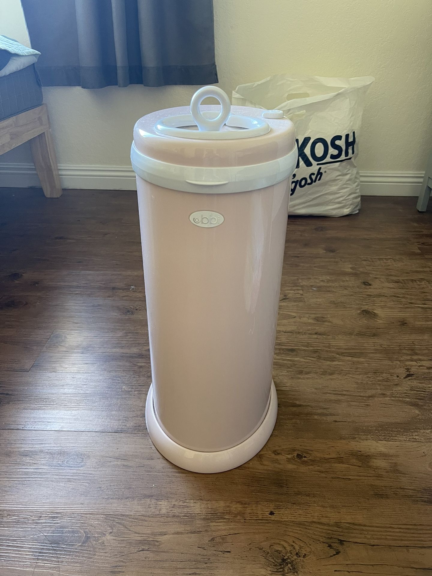 ubbi diaper pail