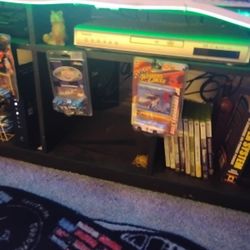 Excellent Nascar Cards And Die Cast Cars. 