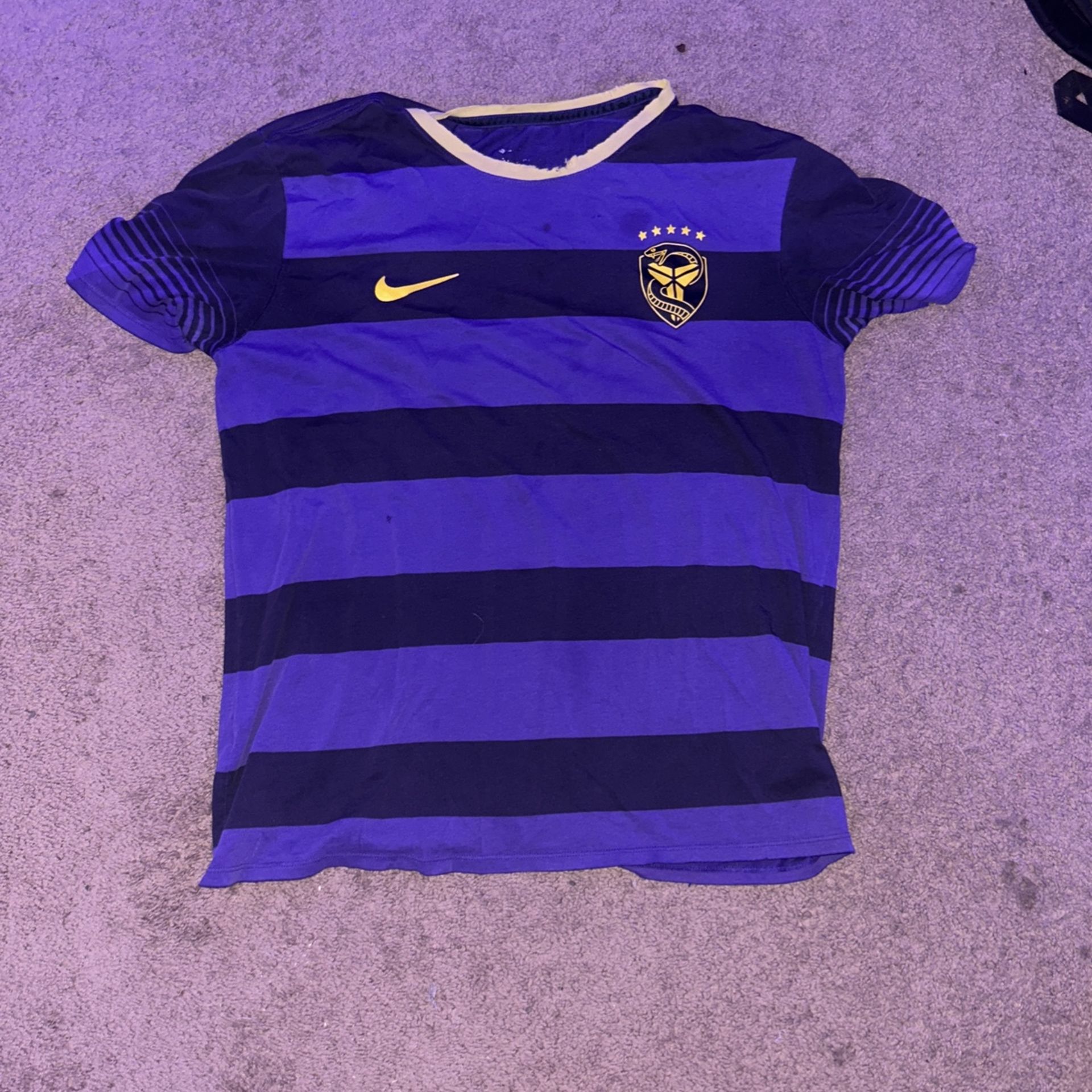 Vintage 2015 Nike Kobe Bryant MAMBACURIAL soccer Jersey Dri Fit T-shirt Size