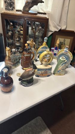 Vintage decanters 10 ea 95 for all 12