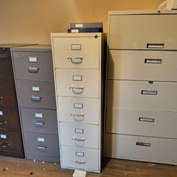 10 Filing Cabinets