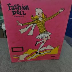 Fashion Doll Vinyl Wardrobe Case w/Hangers by Miner 1960's.