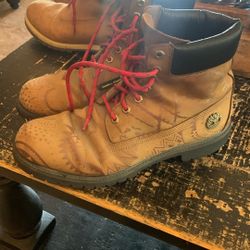 Used Timber line Work Boots No Steel Toe In Good Condition A lot Of Wear Left Size 12